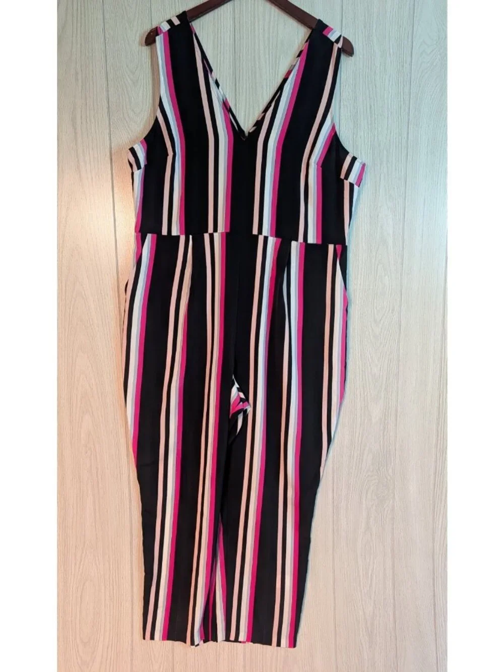 Express NWT Black & White Vertical Striped Jumpsuit Wide Leg XL Cropped